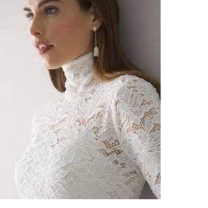 new white house black market lace turtleneck stretchy top xs
